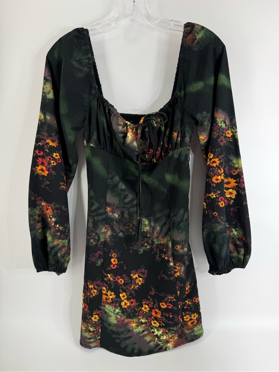 Urban Outfitters Dresses & Skirts - ⚙️ 3For$30 ⚙️ Floral Long-Sleeve Square Neck Mini Dress - Black/Green